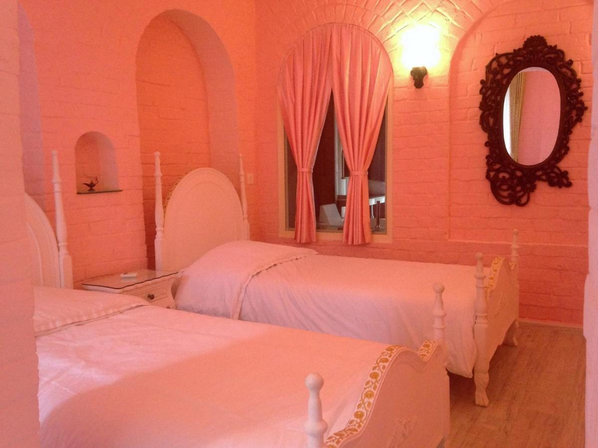 Rose Heritage Home Varanasi Dış mekan fotoğraf